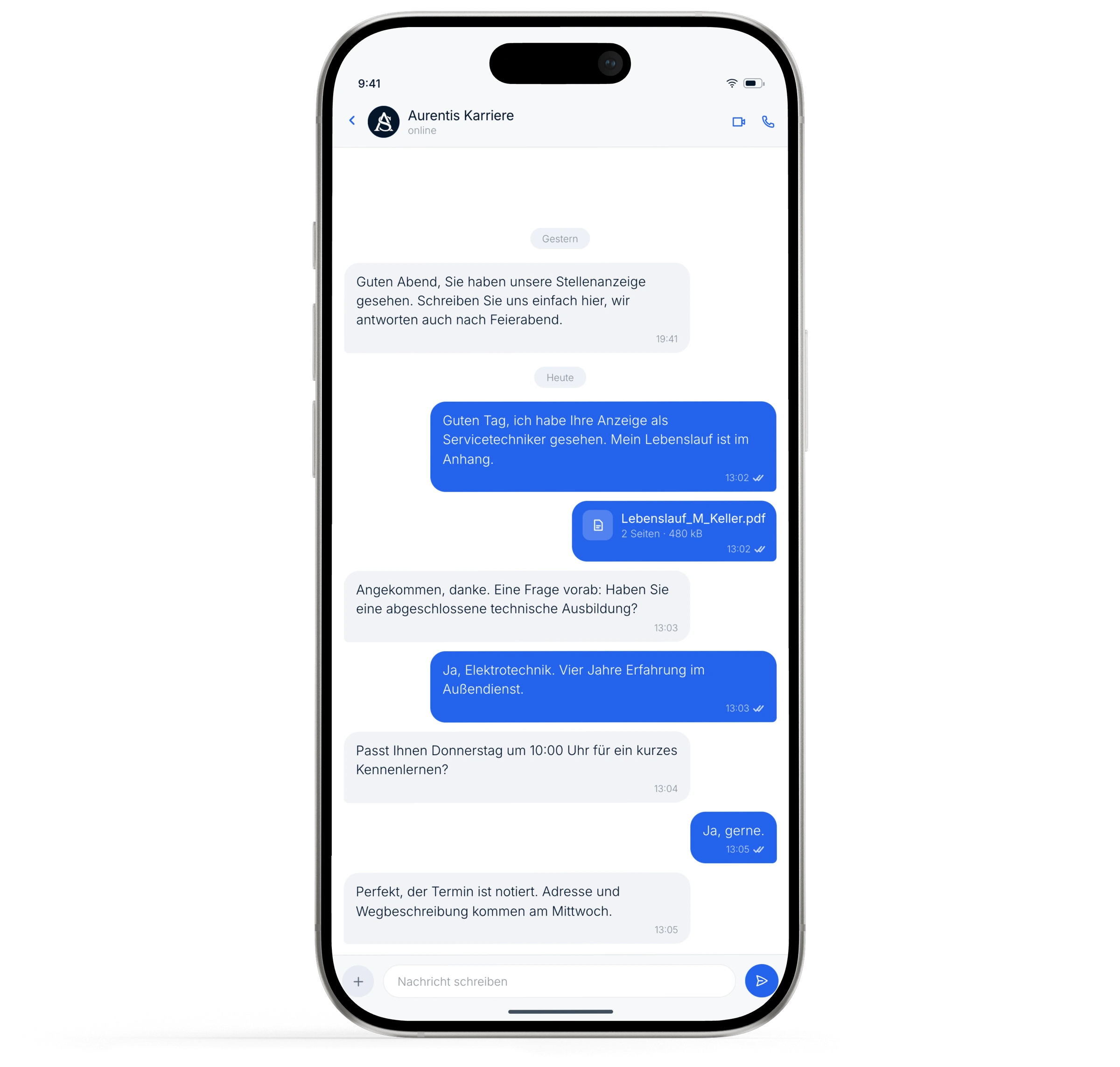 Smartphone mit einem Chatverlauf: Bewerbung als Servicetechniker, angehängter Lebenslauf als PDF und ein bestätigter Kennenlerntermin